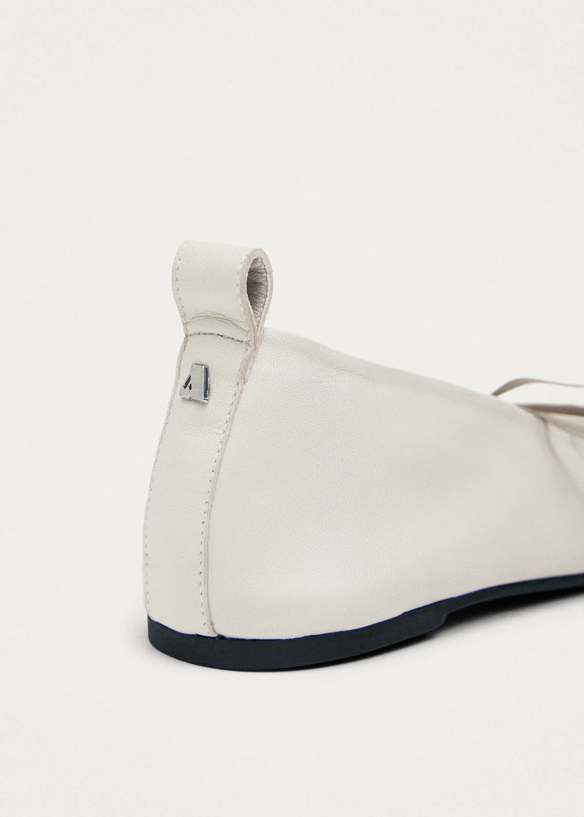 Elva Ballerine in Pelle Color Crema