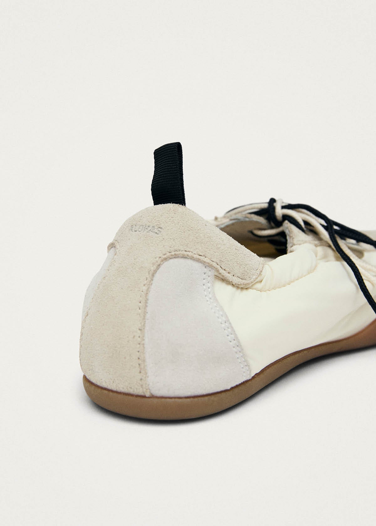 Tb.61 Sneakers Cream Aera