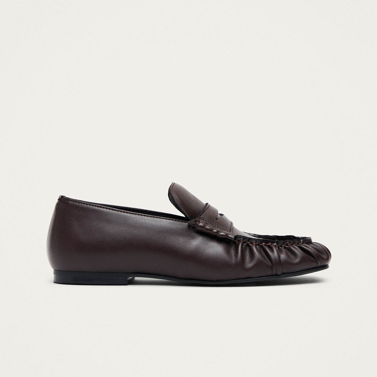 Aven Braune Vegane Leder Loafers