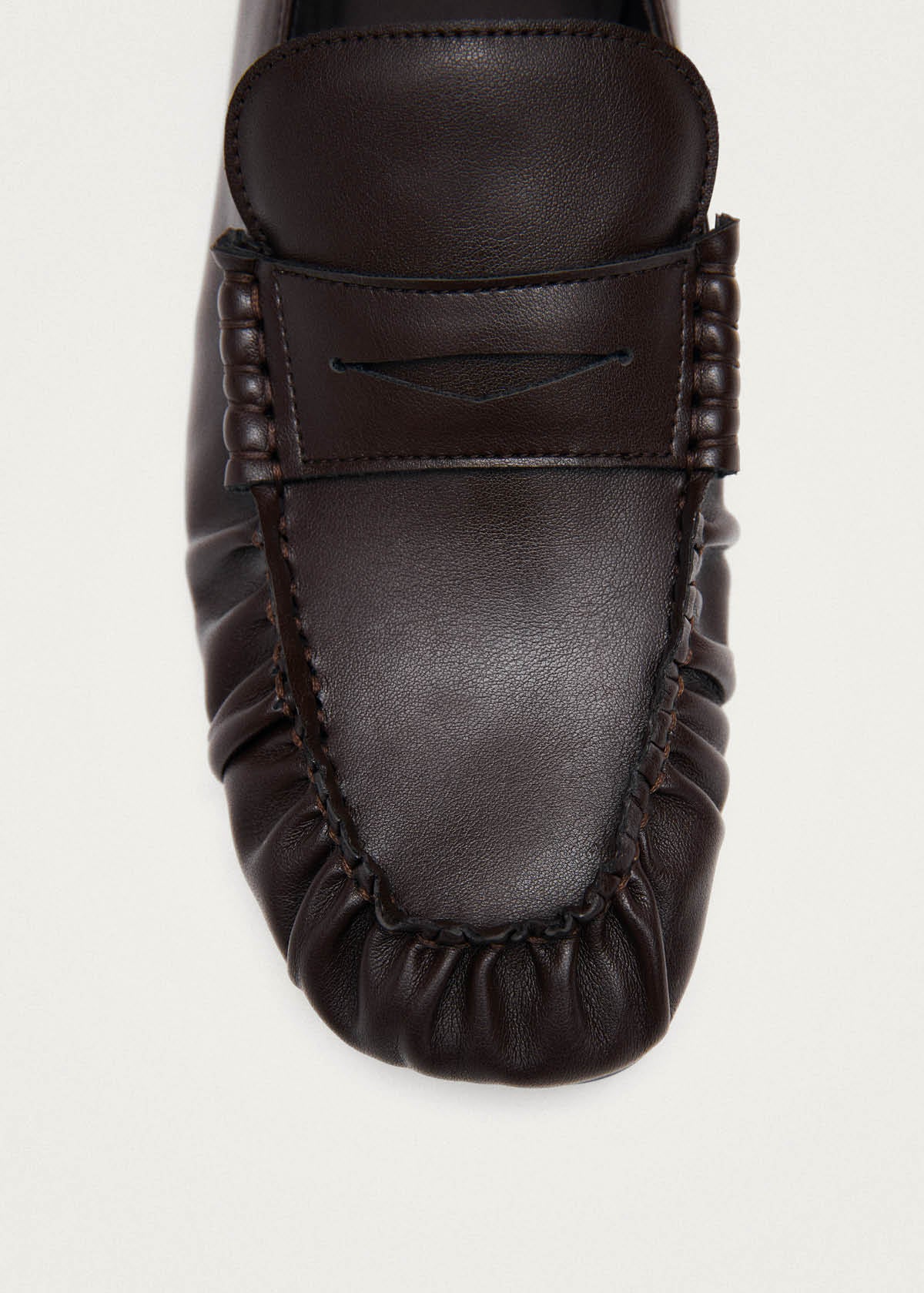 Aven Braune Vegane Leder Loafers