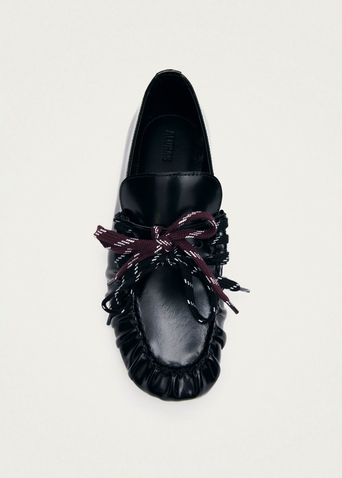 Mocassins en cuir noir Aven Lace