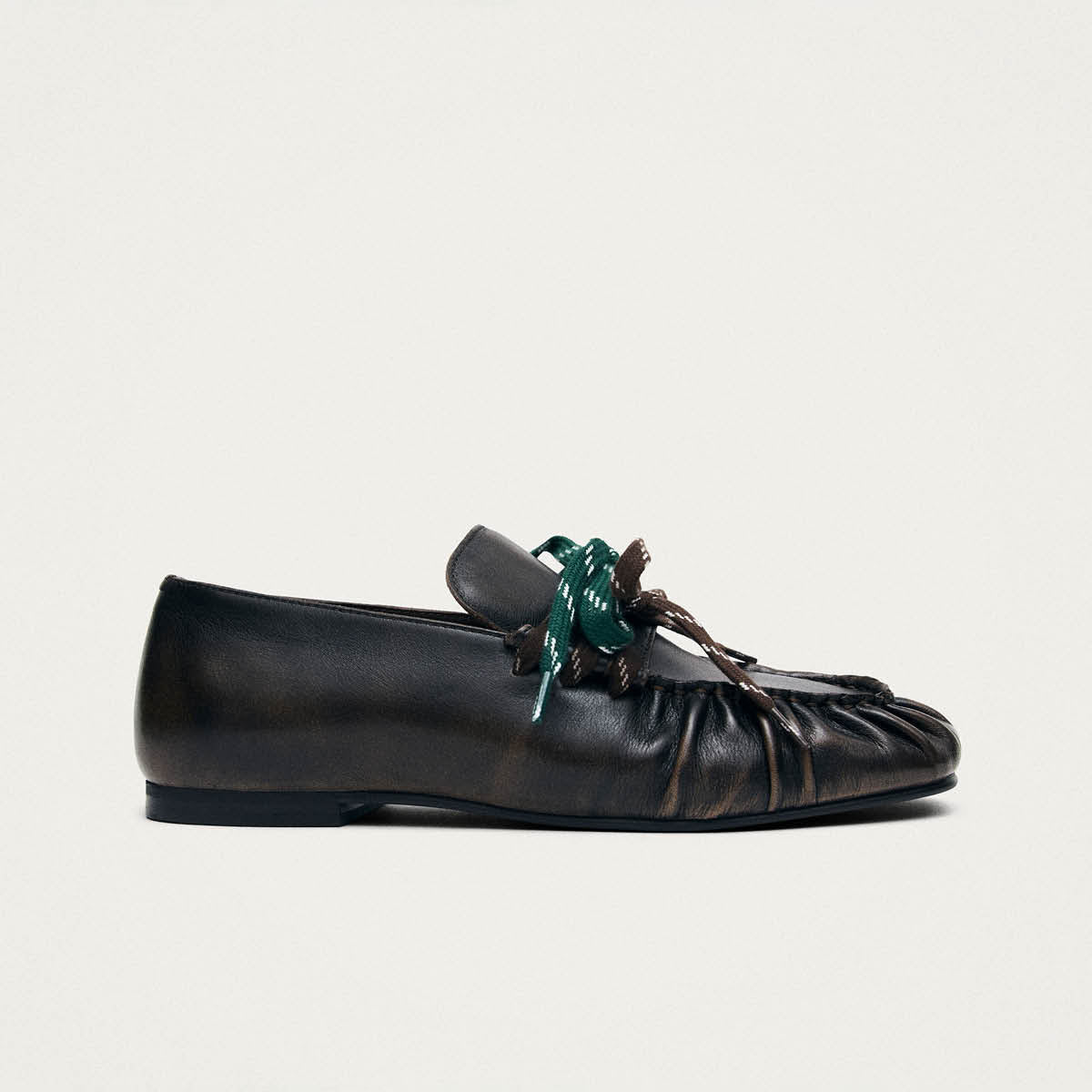Mocassins en cuir marron effet vintage Aven Lace