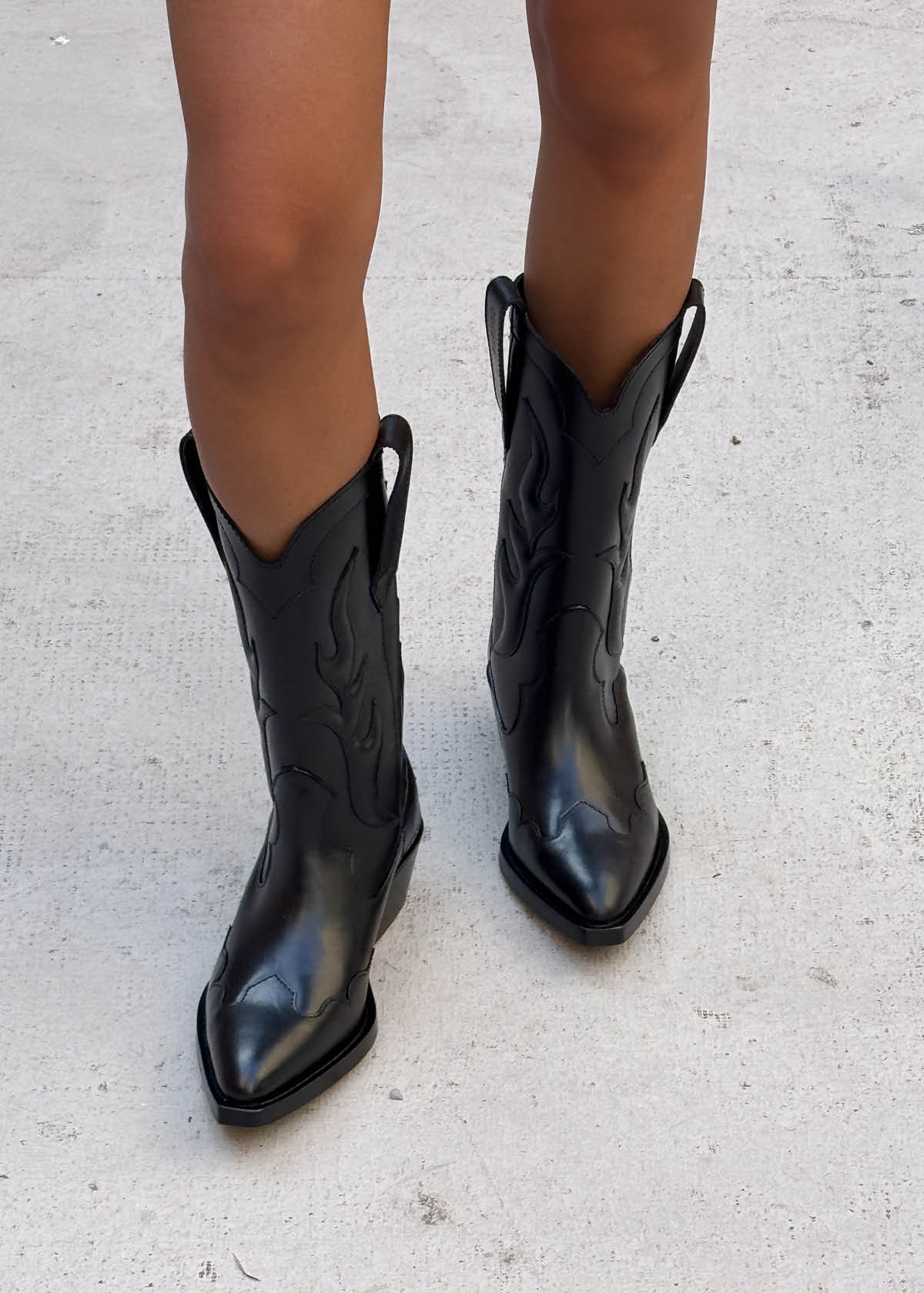 Calyx Black Leather Boots