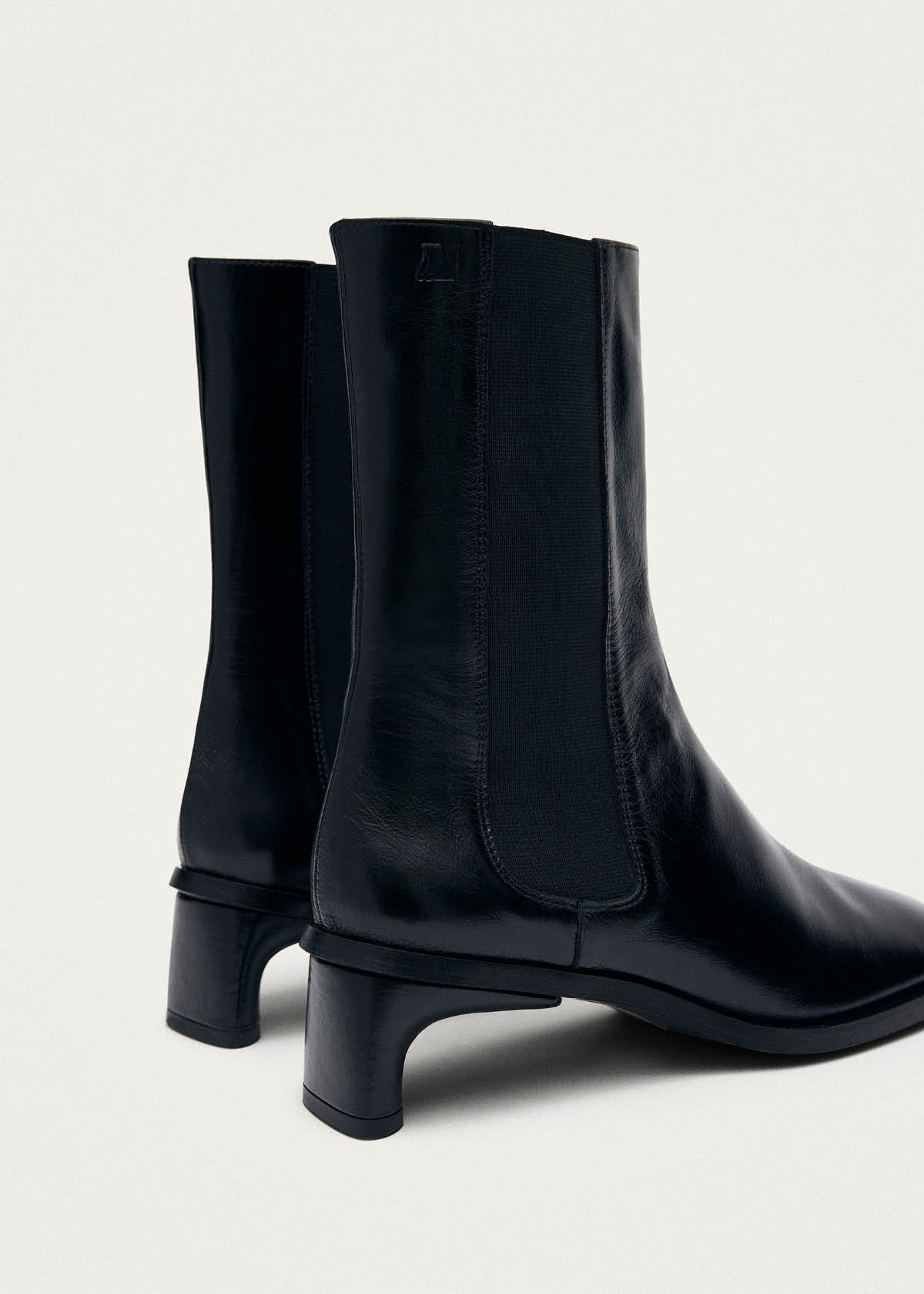Elowen Rift Black Leather Boots