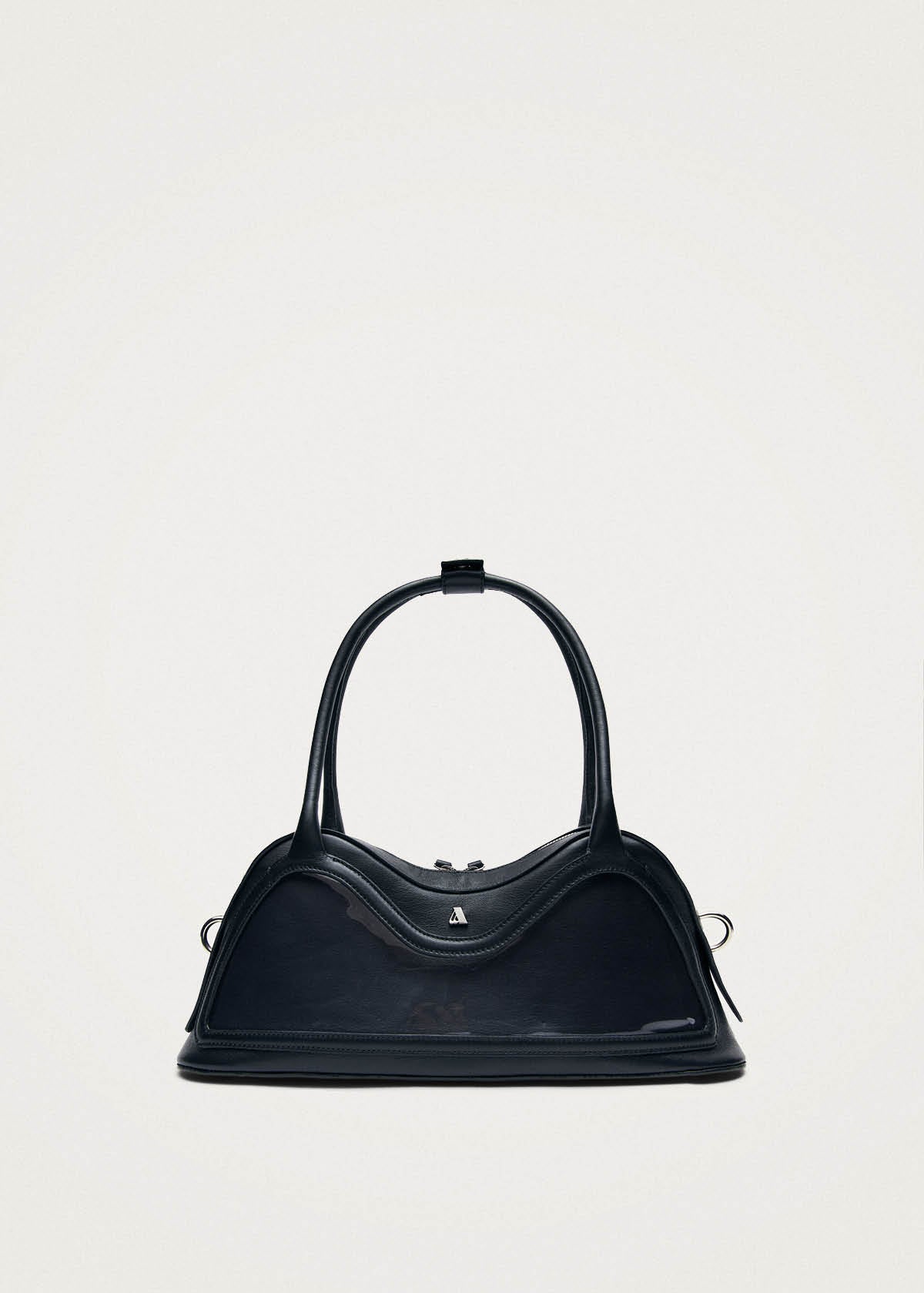 Bolso de cuero negro de vinilo Hilma
