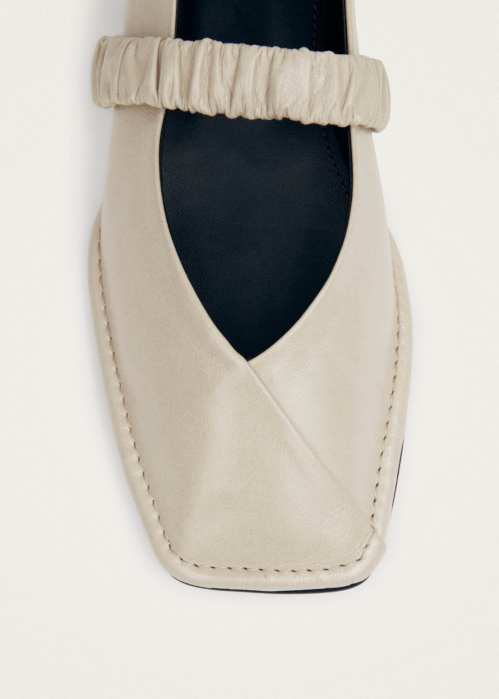 Lautan Ballerines en Cuir Crème