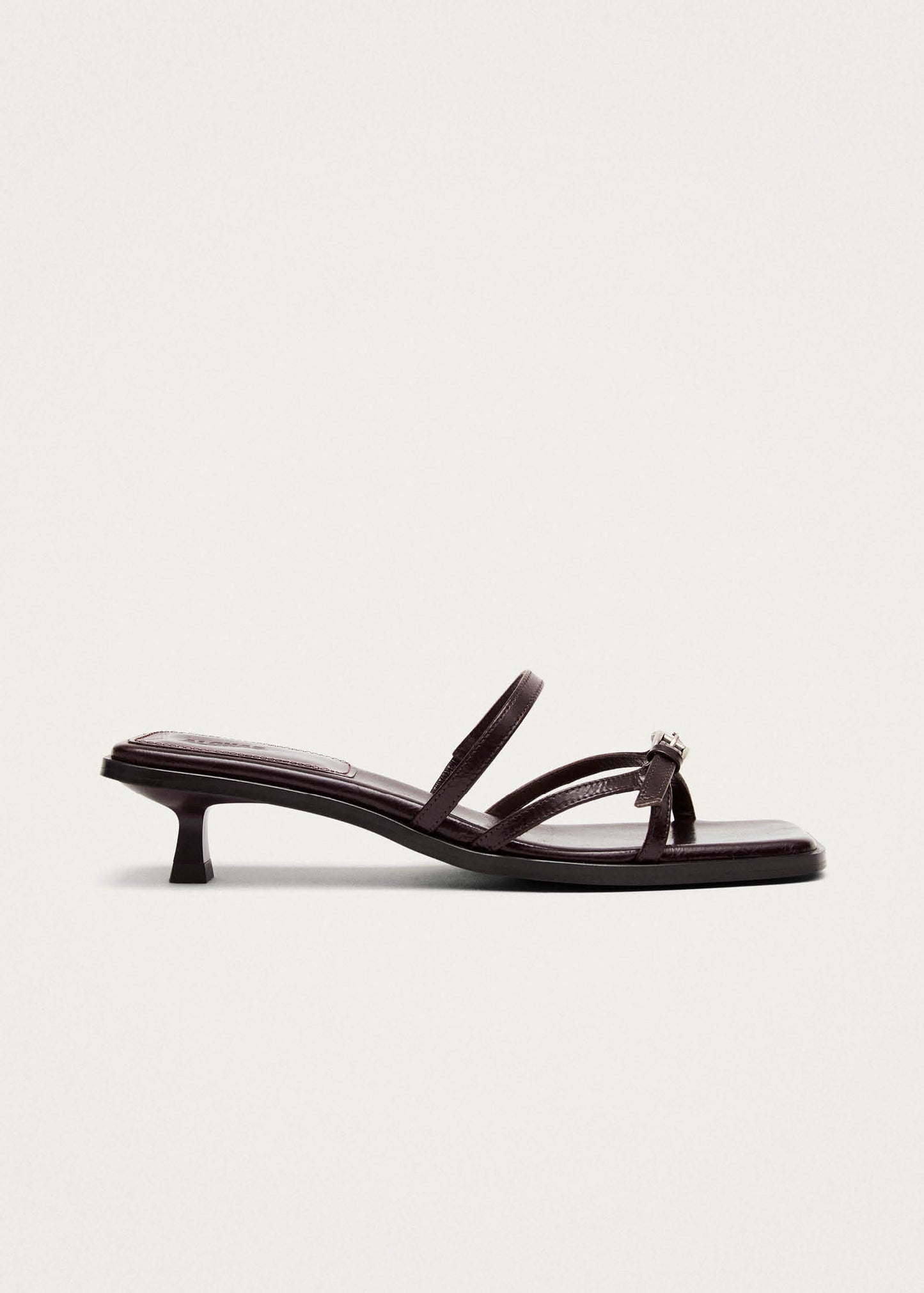 Liko Rift Sandalias de Cuero Color Marrón Oscuro