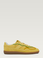 rife pale yellow
