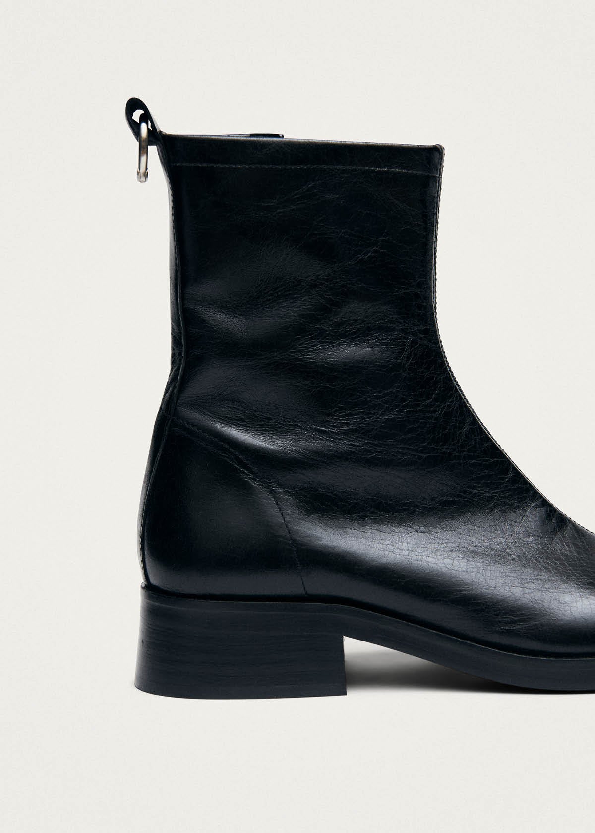 Niam Rift Black Leather Ankle Boots