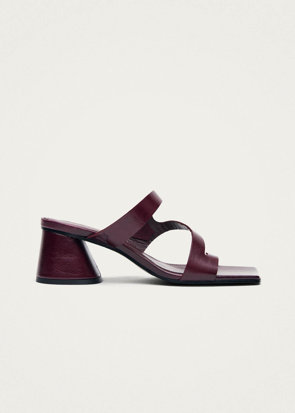 Orielle Rift Sandales en Cuir Bordeaux