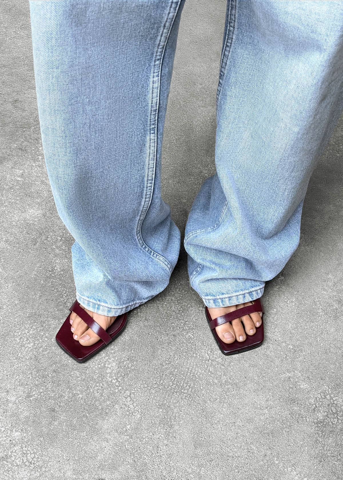 Orielle Rift Burgunder-Leder Sandalen