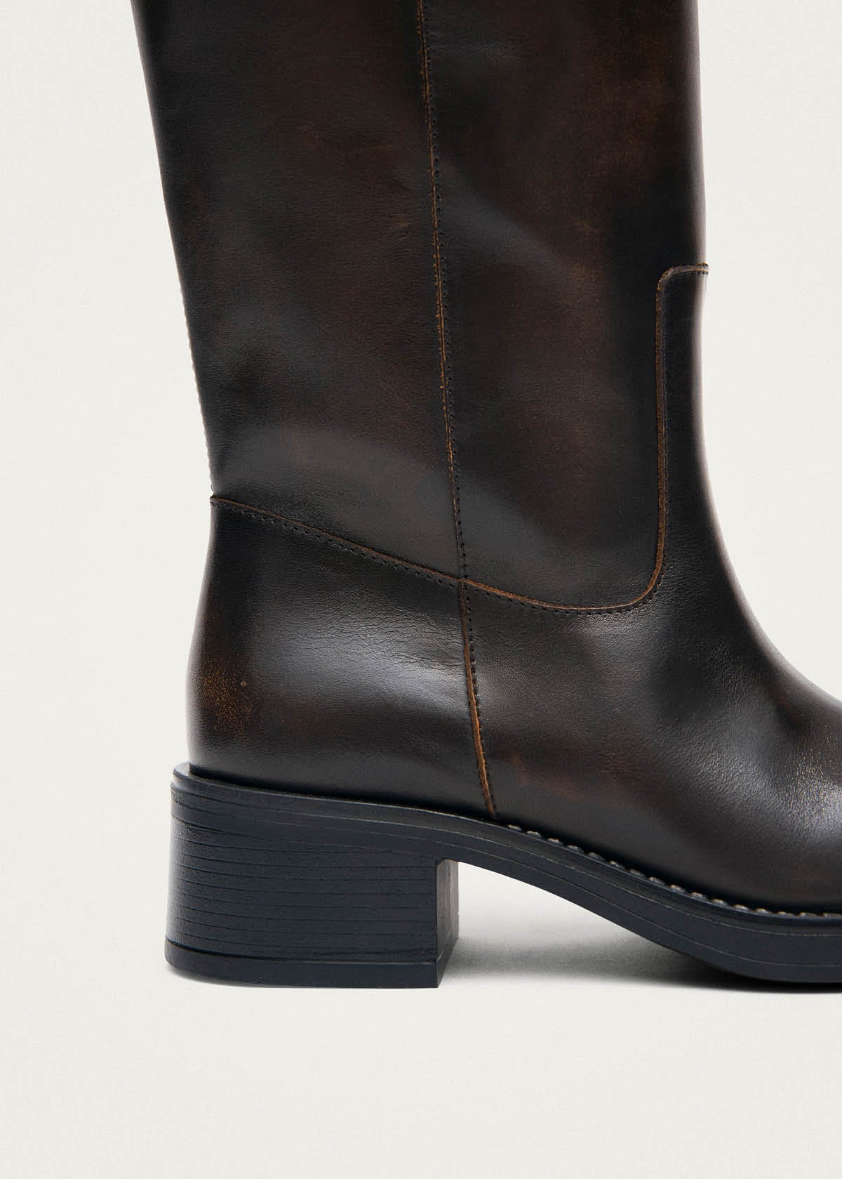 Sajan Vintage-Effekt Dunkelbraune Lederstiefel
