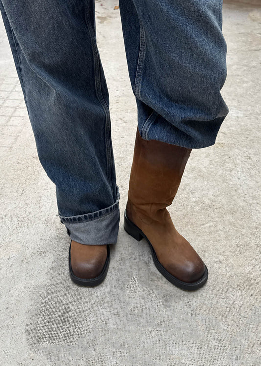 Bottes en cuir marron suédé effet vintage Sajan-image