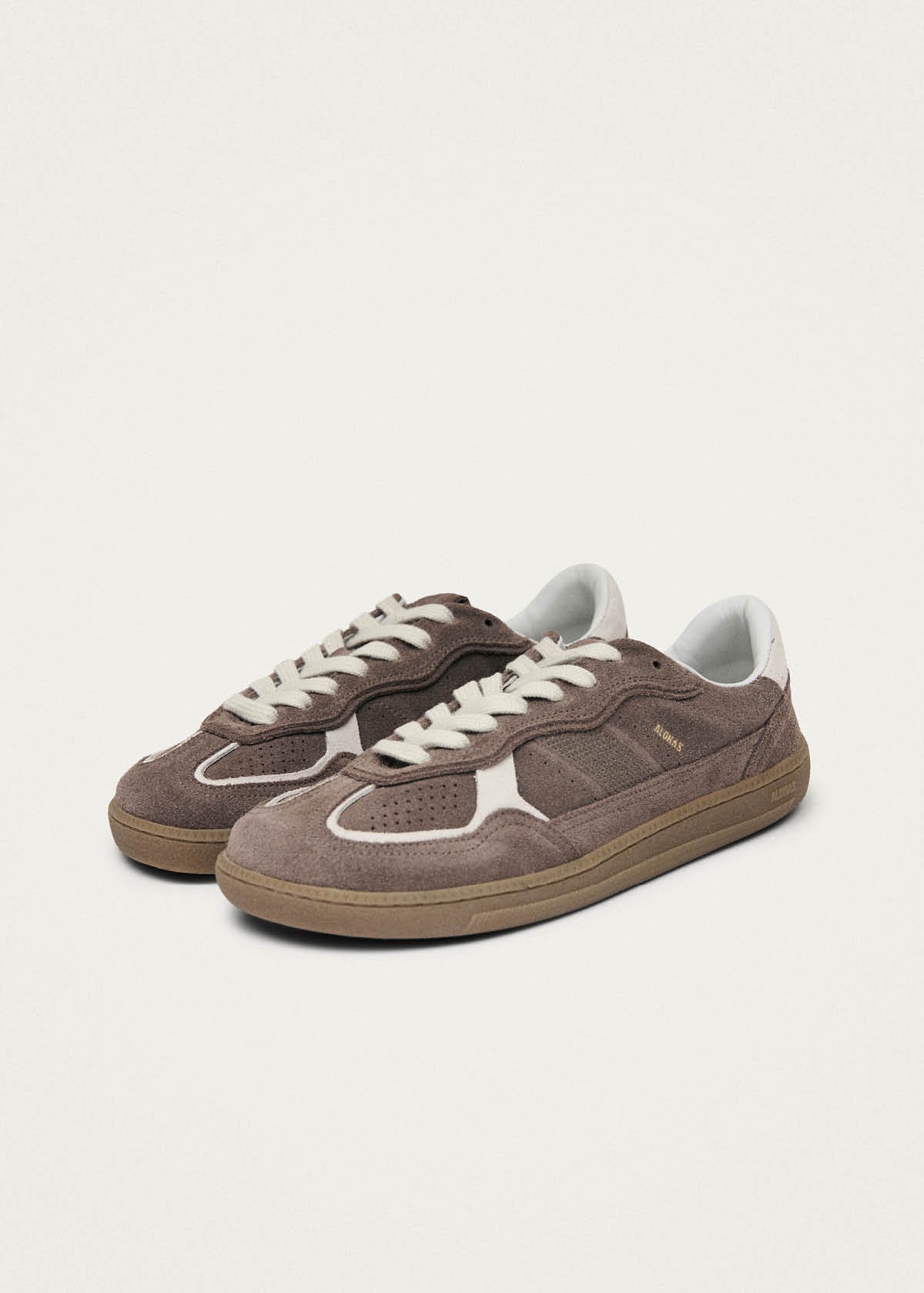Tb.00 Baskets en Cuir Taupe Barefoot Rife
