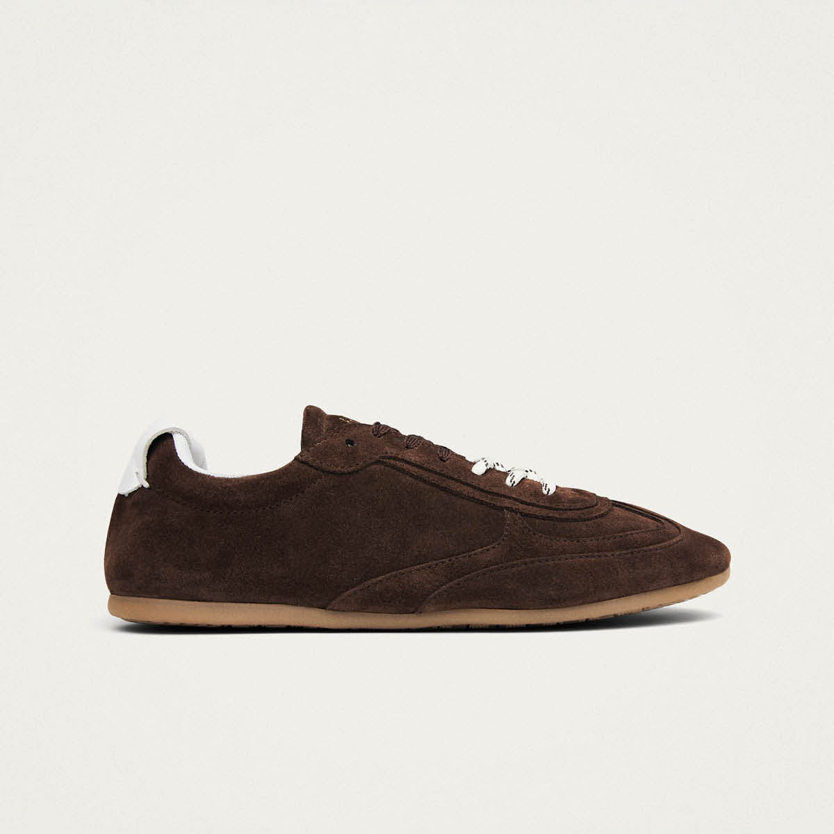 Tb.24 Zapatillas de Cuero Ante Color Marrón Chocolate