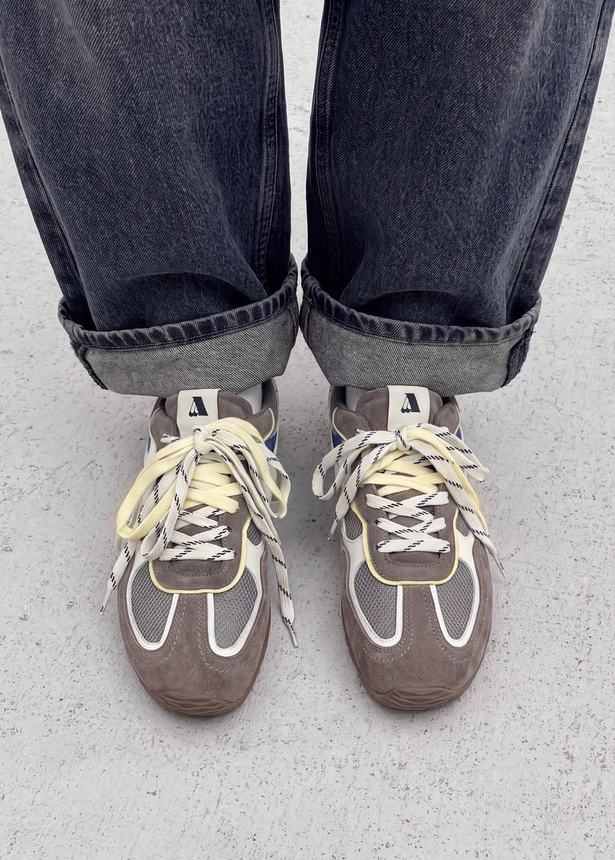 Tb.33 Sneakers In Pelle Color Taupe