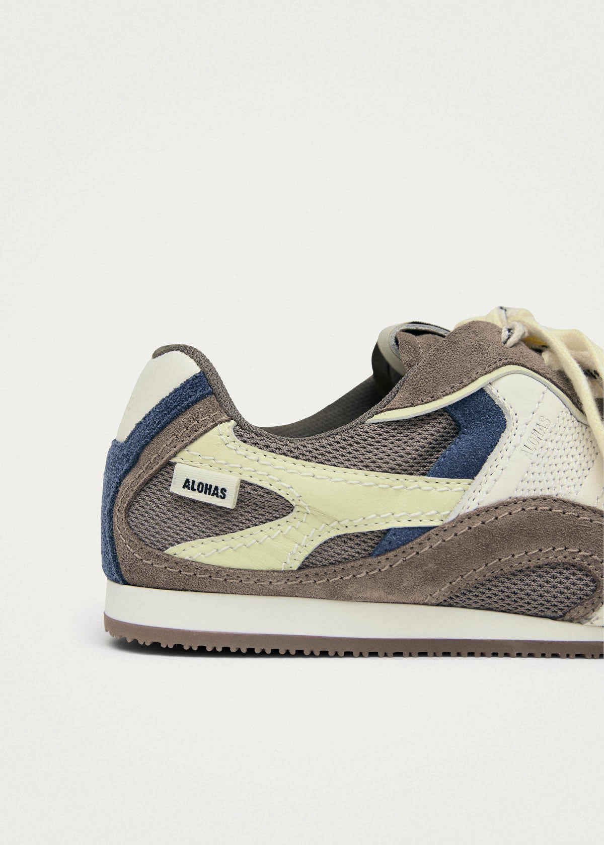 Tb.33 Sneakers In Pelle Color Taupe