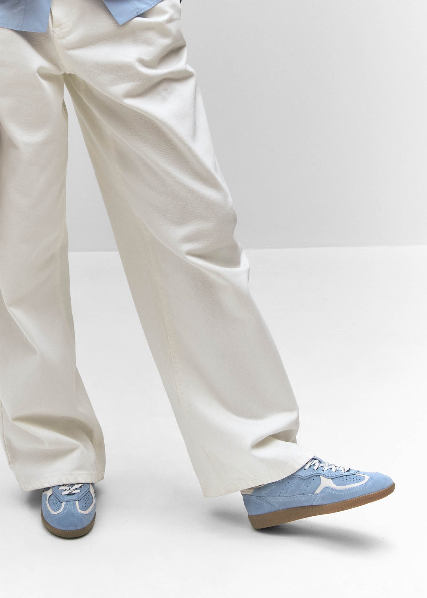 Tb.490 Baskets en Cuir Crème Bleu Cornflower