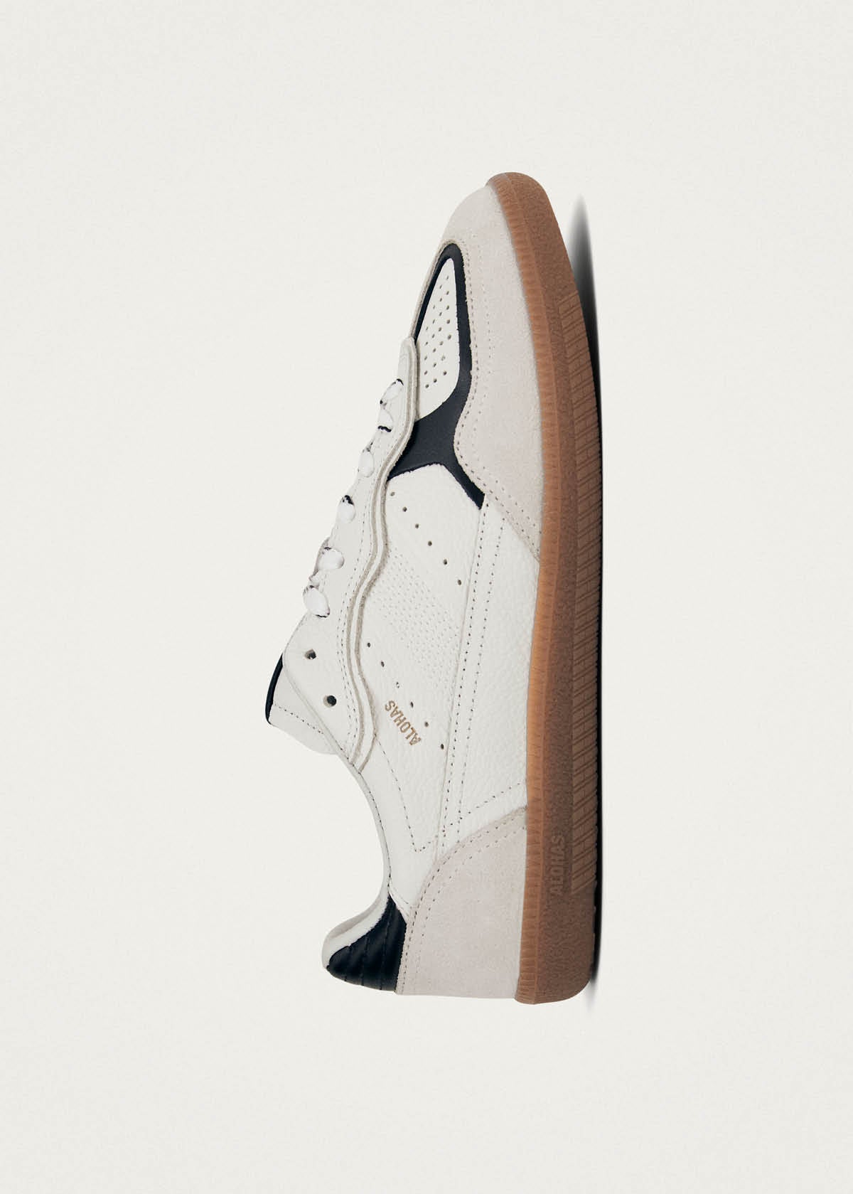 Tb.490 Zapatillas de Cuero Blanco y Negro con Grano