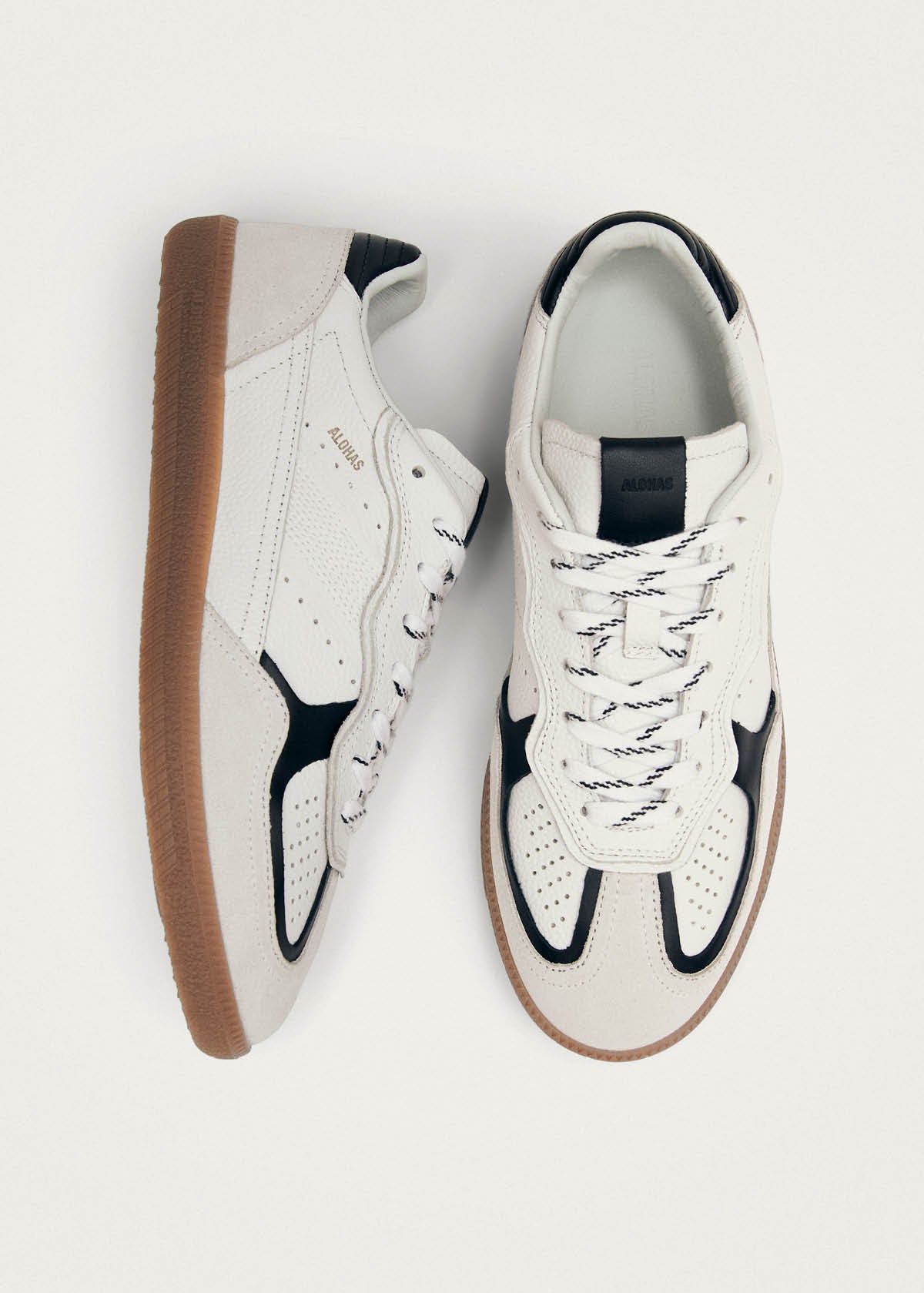 Tb.490 Zapatillas de Cuero Blanco y Negro con Grano