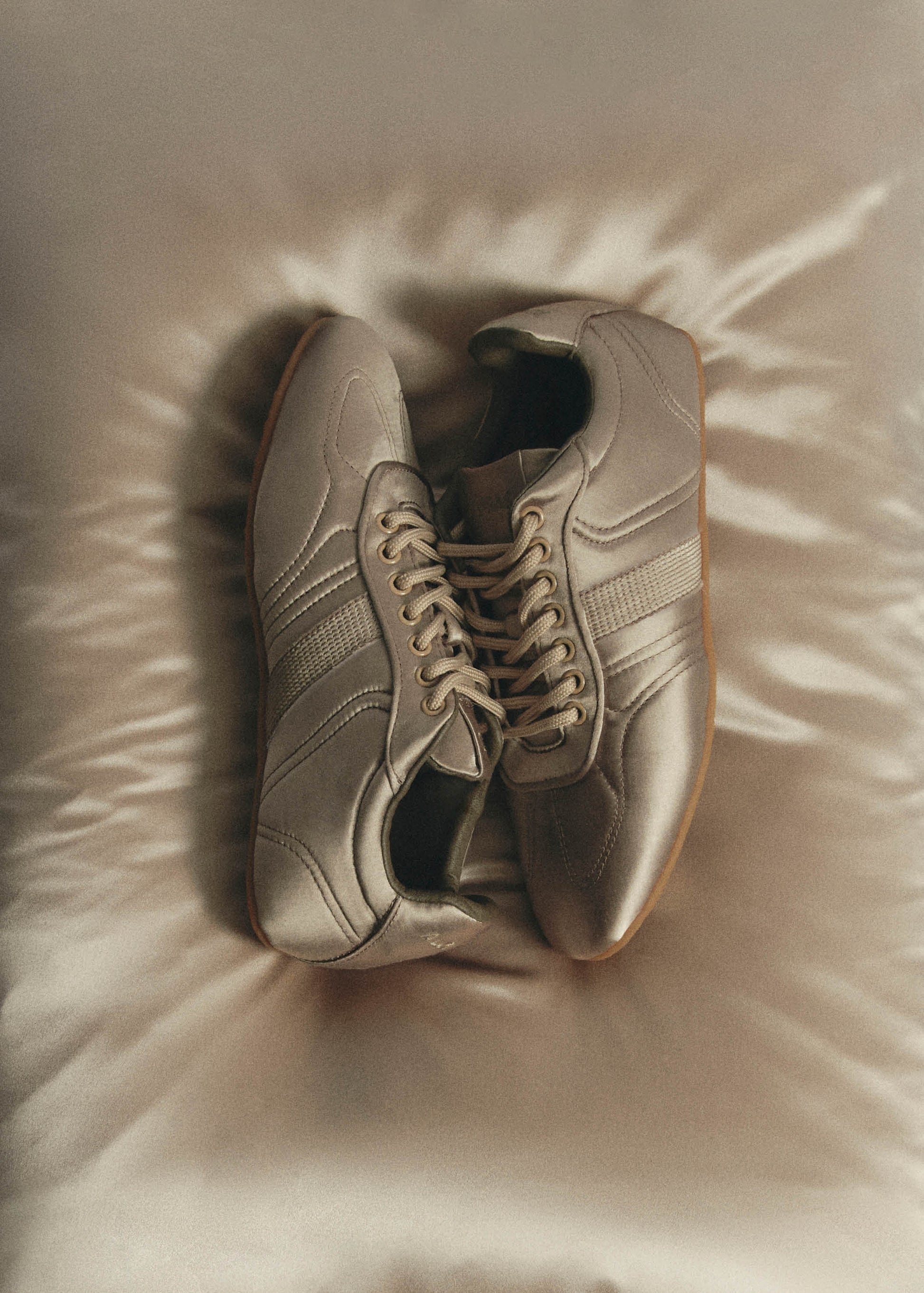 Tb.69 Rife Sheen Taupe Vegan Sneakers